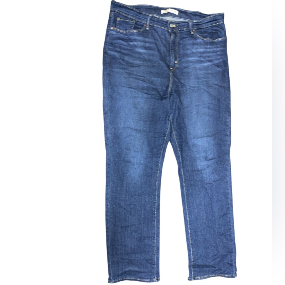 ⭐️ 3/$15 • Signature by Levi Strauss • High Rise • Straight Jeans